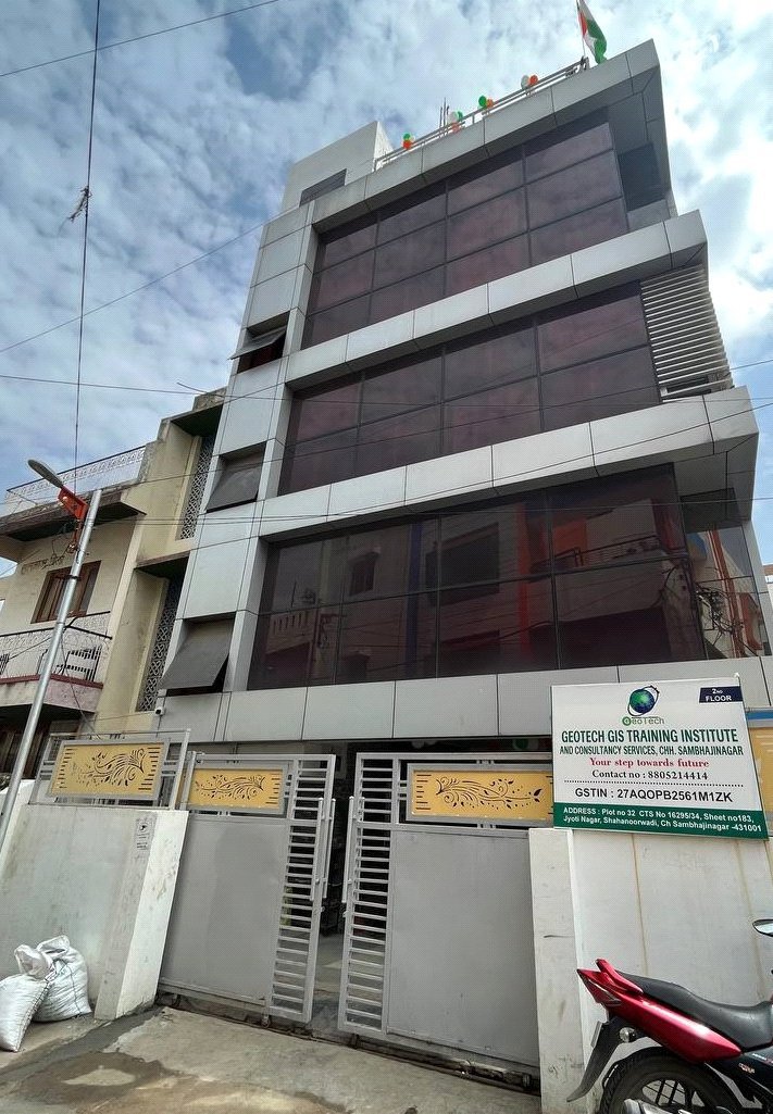 Geotech GIS Training Institute